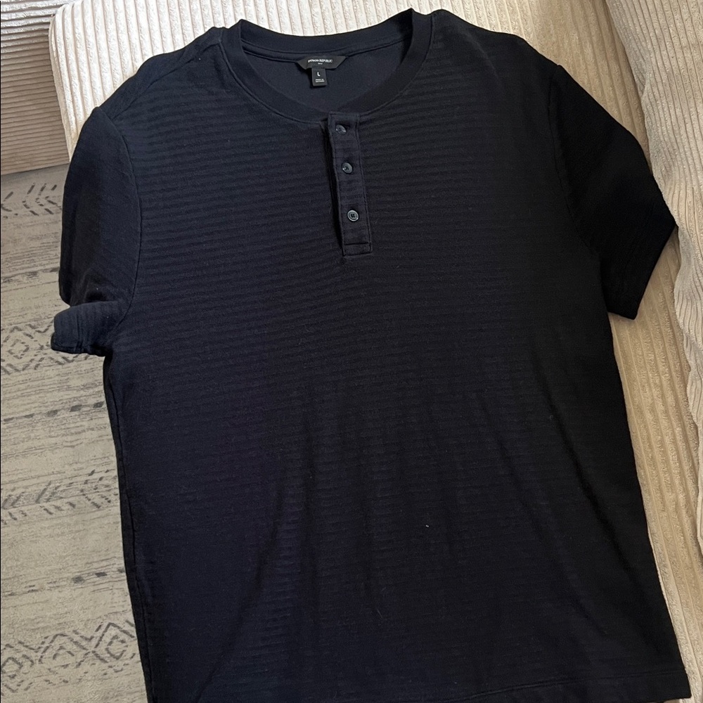 Banana Republic Black Short Sleeve Henley